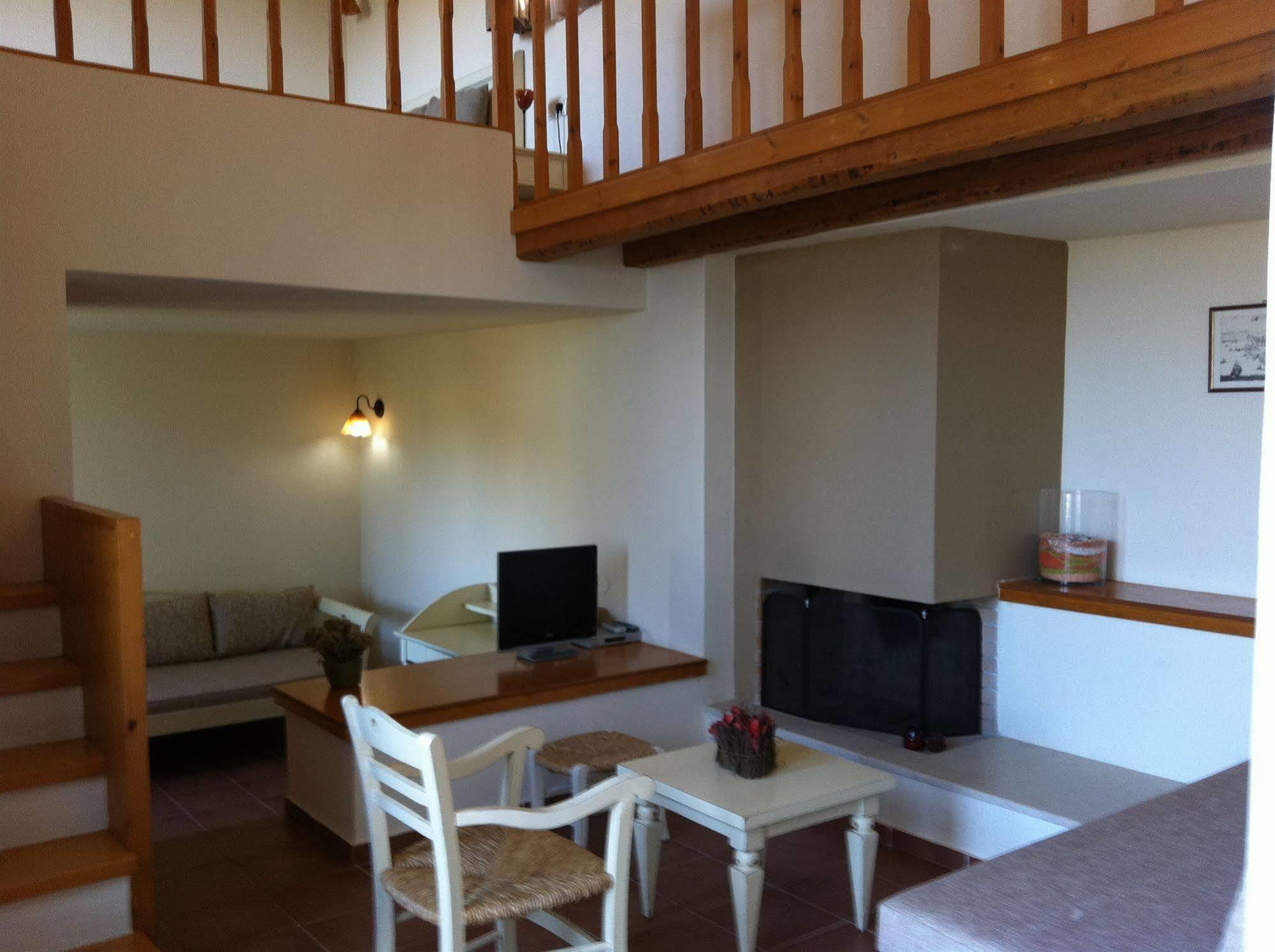 Achlada - Mourtzanakis Residence Екстериор снимка